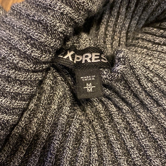 Express Heather Gray turtleneck sweater - Picture 2 of 3